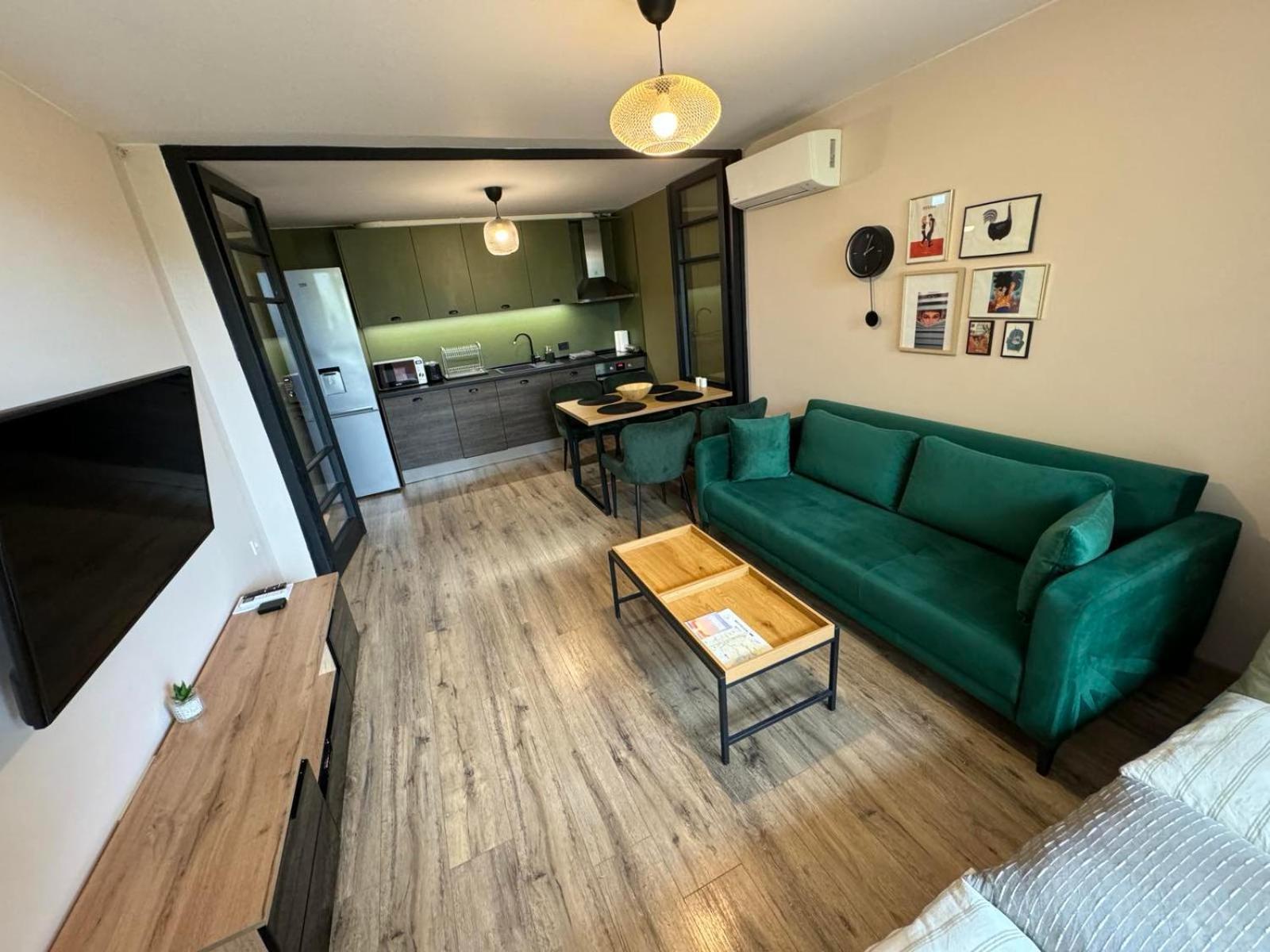 Lovely 1 Bedroom Apartment In The Heart Of فارنا المظهر الخارجي الصورة